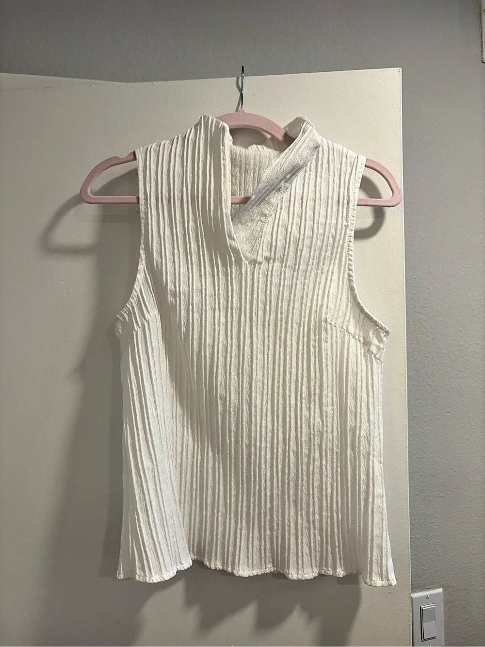 V-Neck Triple Pleat Top White